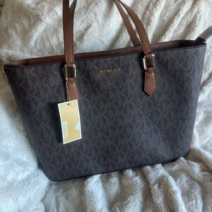 Michael Kors tote, measurements in photos
